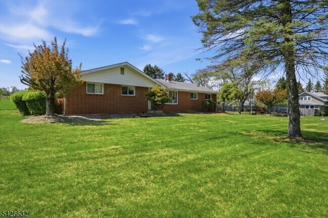 Photo - 131 Califon Rd