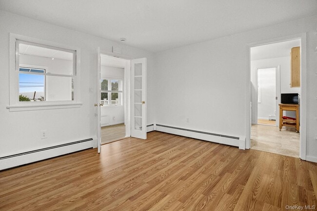 Photo - 144 S Broadway Unit Lower 1