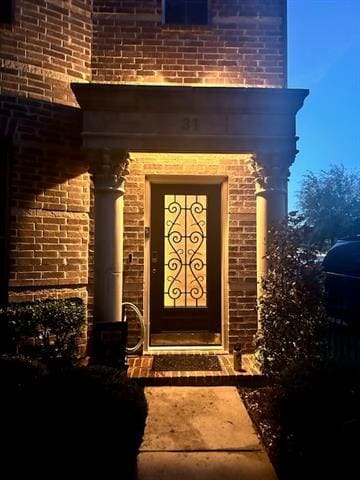 Building Photo - 2500 Rockbrook Dr Unit A31