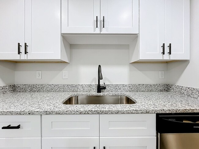 Photo - Renovated 2 Bedroom 1 Bathroom Apartment |... Unit 11