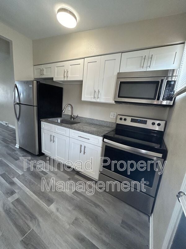 Photo - 4206 Lloyd St