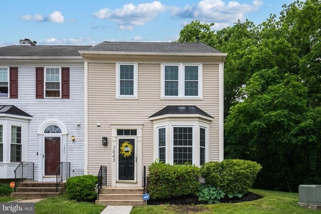 Photo - 1043 Downing Ct Townhome