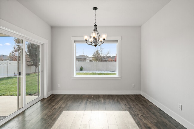 Photo - 4269 W Ravenna St