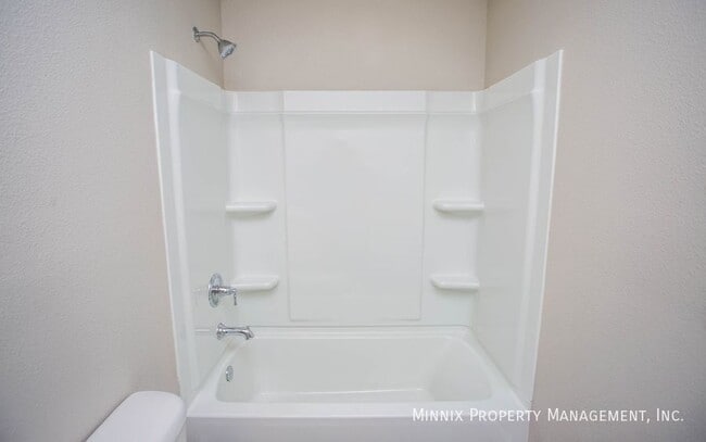 Photo - 407 E 21st St