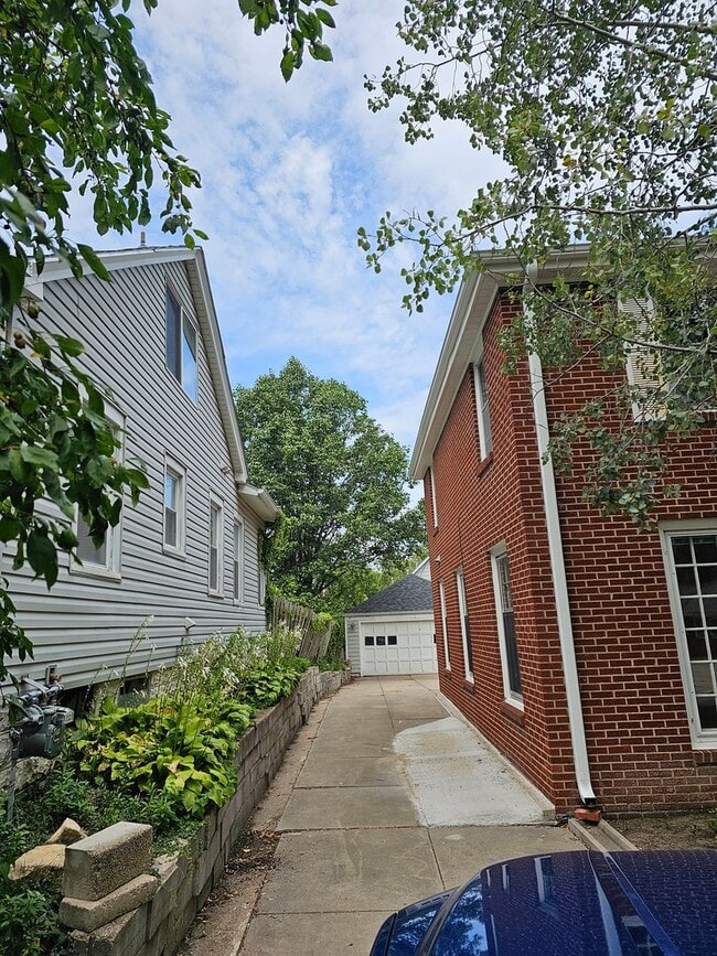 Photo - 1720-1722 High St Unit 1720 High St