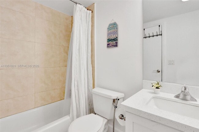 Photo - 7501 E Treasure Dr