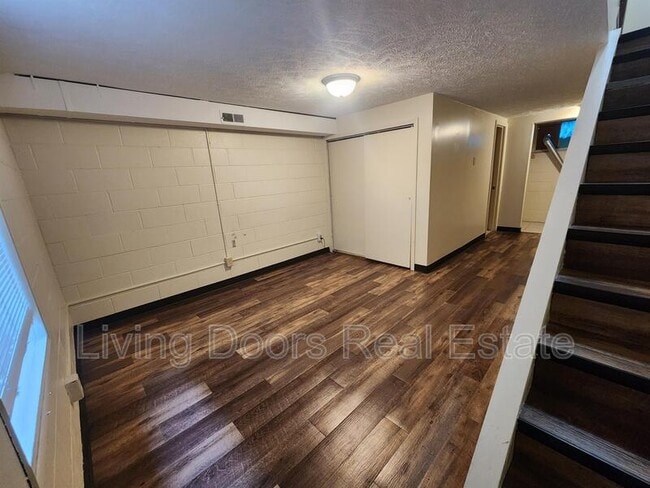 Photo - 1520 David Dr