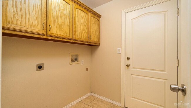 22 Hill Country Rd