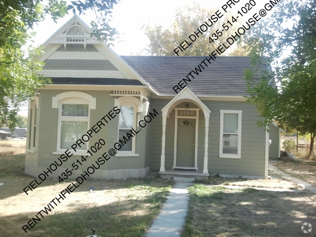 Building Photo - 3322 S Main St Rental