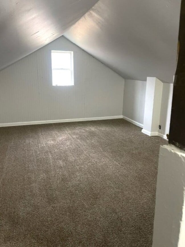 Photo - 2 Bedroom 1 Bathroom in Elsberry, MO