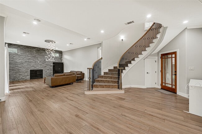 Photo - 11218 Gallant Ridge Ln
