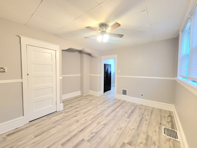 Photo - 602 Powell St