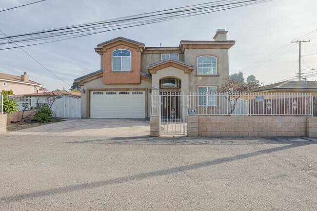 Photo - Beautiful Single Family in Garden Grove for Rent