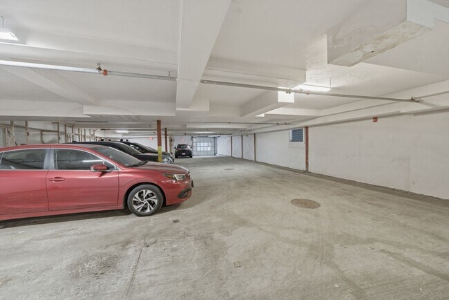 Photo - 186 Paris St Unit 1