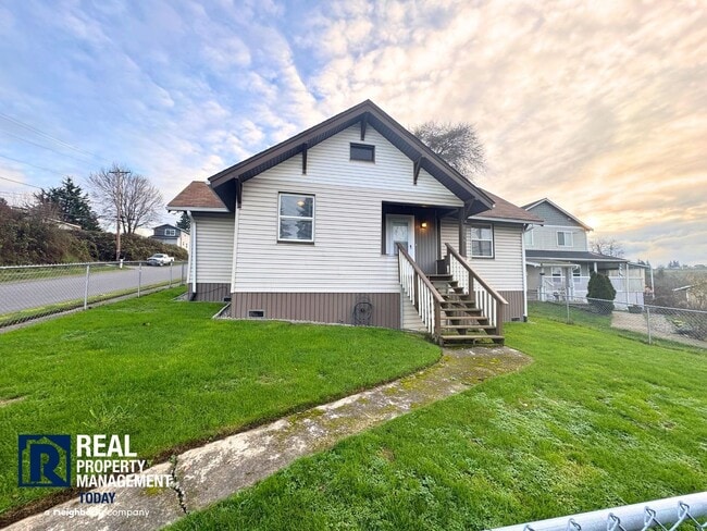 Photo - Charming 2 Bedroom with Bonus Loft!