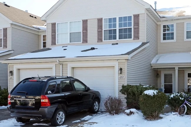 Photo - 672 Cobblestone Way