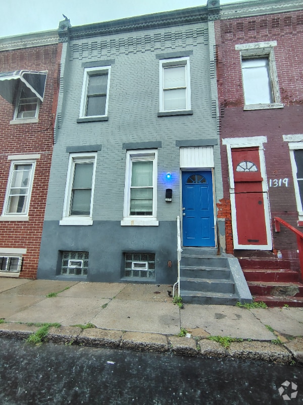 Building Photo - 1321 W Auburn St Rental
