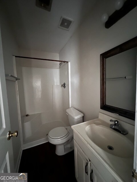 Photo - 121 Village Ln Unit A