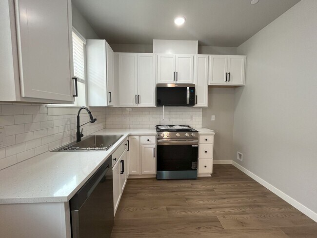 7924 SE Mitchell St Unidad A