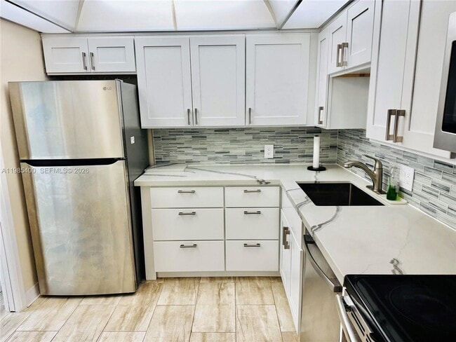 Photo - 2601 S Course Dr Unidad 409