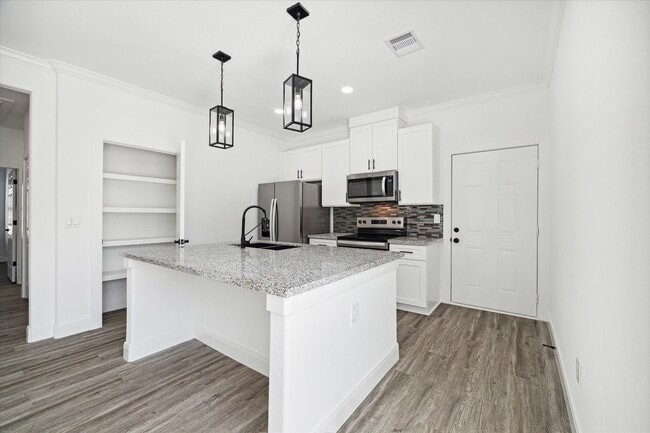 Photo - 120 W Mulberry Ave