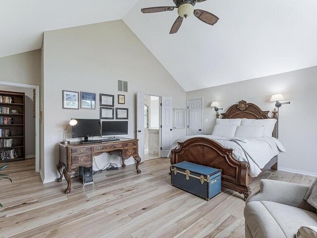 Photo - 11302 Harbor Ct