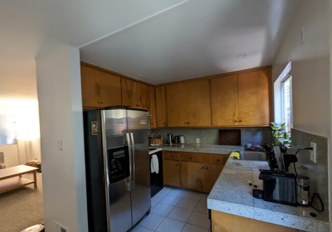 Photo - 449 Glenwood Ave Unit A