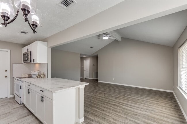 Photo - 13979 Clark Towne Ln