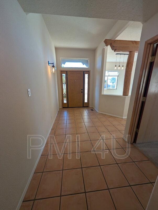 12612 Carmel Ct NE
