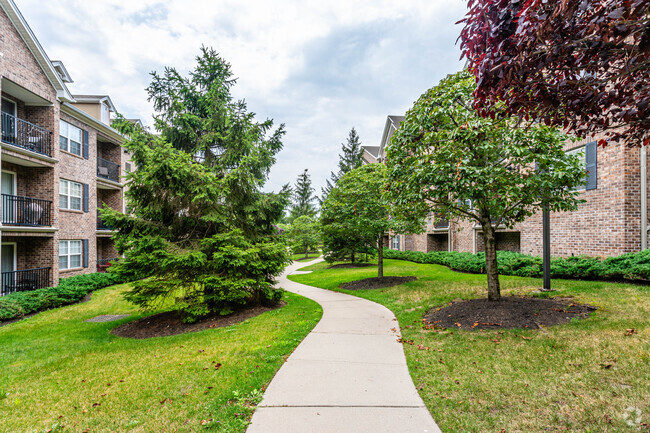 Building Photo - East Gate of Nutley Rental