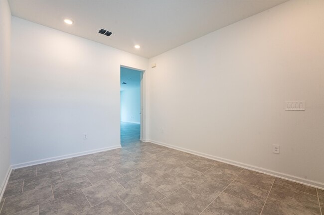 Photo - 7464 Stone Crk Trl