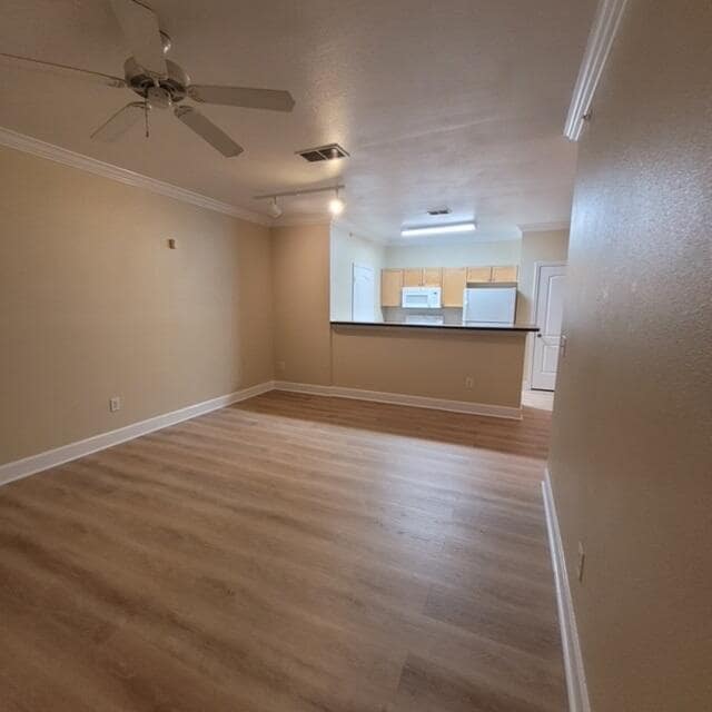 Photo - 6451 Borasco Dr Unidad 3605