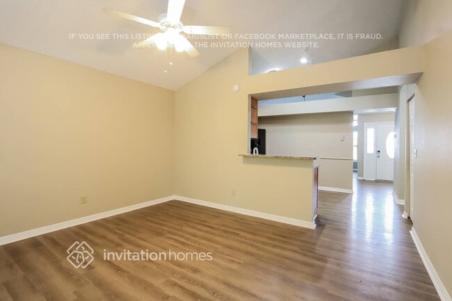 Photo - 12838 Coverdale Dr