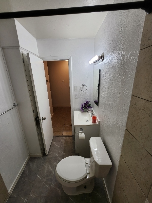 Photo - 4011 Happy Canyon Dr