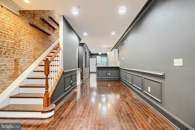 Building Photo - 118 W Fort Ave Rental