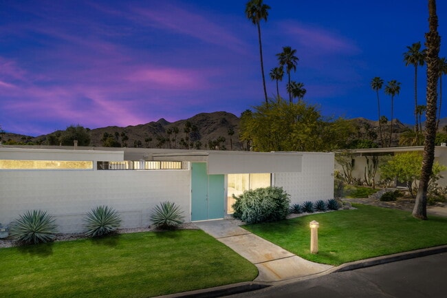 Building Photo - 157 Desert Lakes Dr Rental