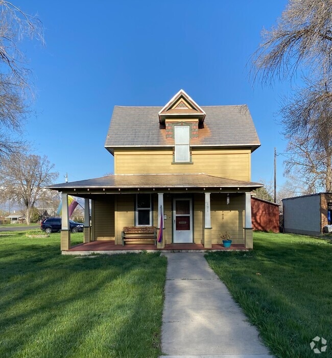 Building Photo - 191 400 W Rental