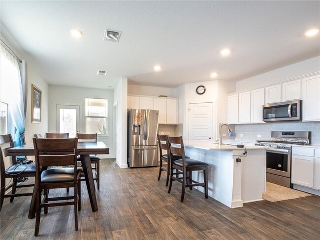 Photo - 14020 Neskar Dr