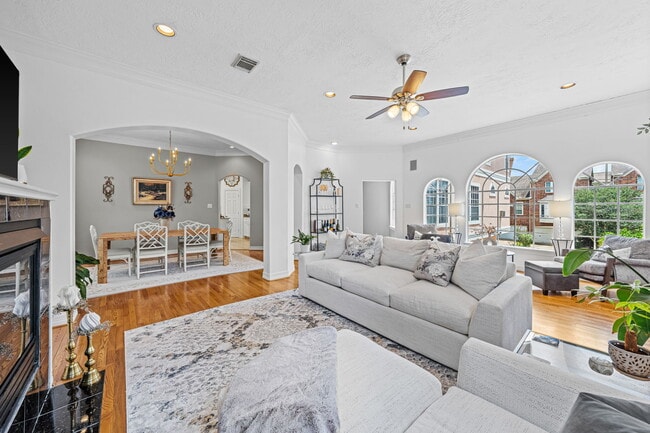 Photo - 1508 Park St