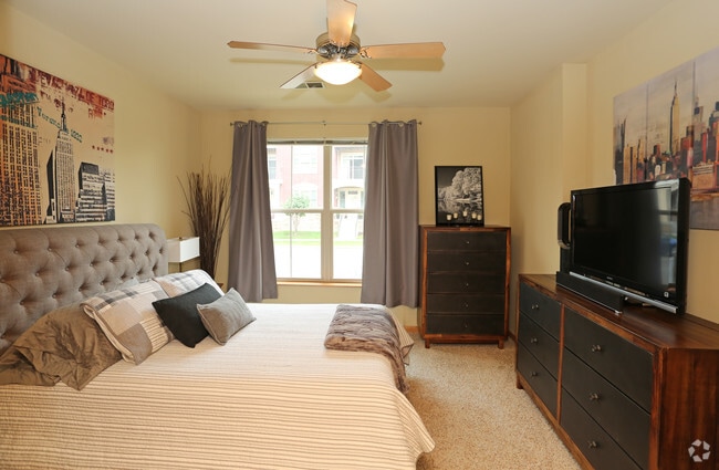 Bedroom - Leopold Place
