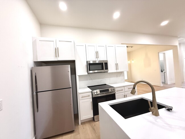 Photo - 921 S.Franklin Dr