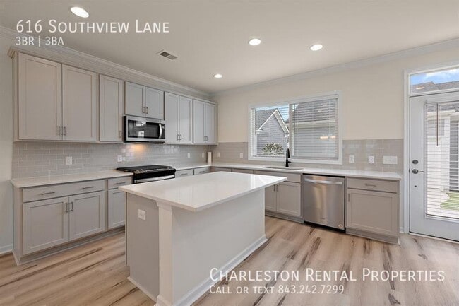 616 Southview Ln