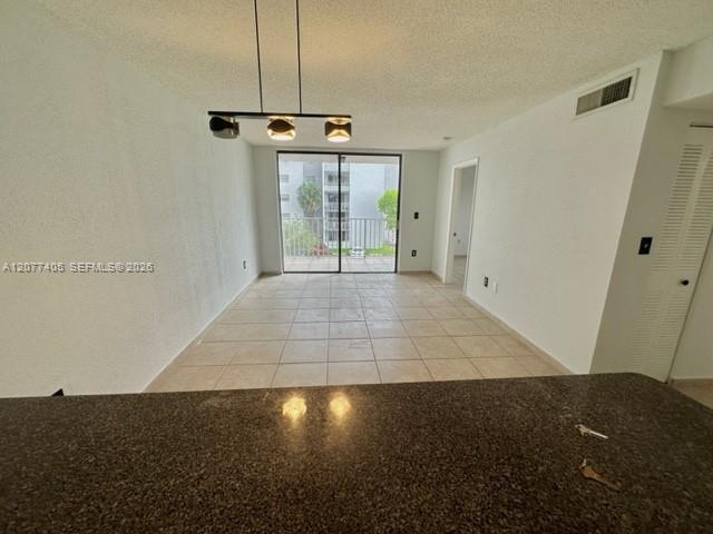 Building Photo - 8145 NW 7th St Unit 321