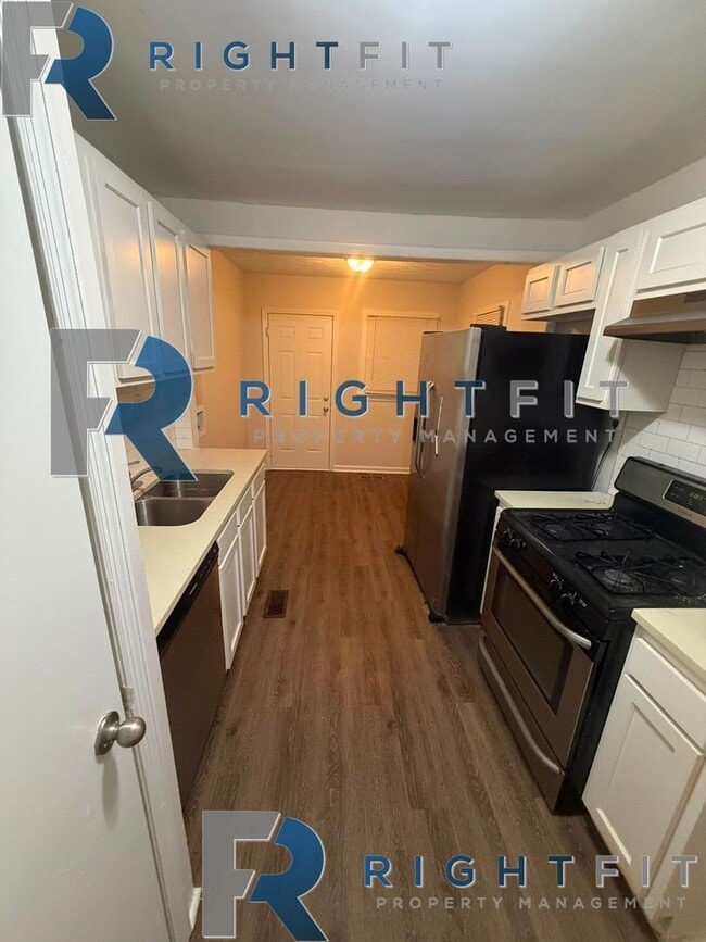 Photo - 1132 Neill Dr