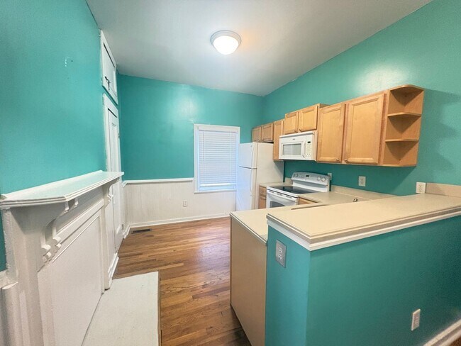 Photo - 888 Walnut St Ln