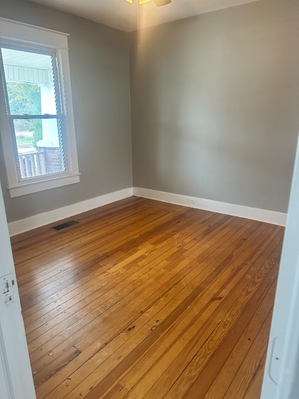 Photo - 3244 Ashland Ave