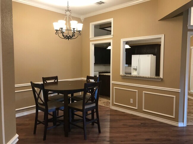 Photo - 3/2 super clean and move in ready in MIDWAY ISD