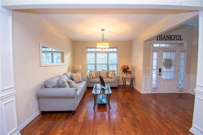 Photo - 5143 Olive Branch Cir