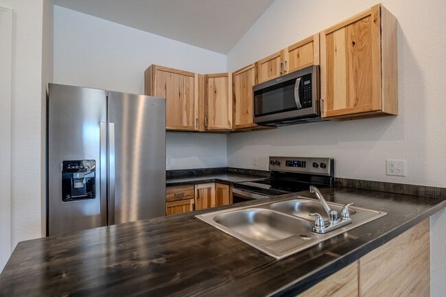 Photo - The Cottages at Lions Way Unidad 1