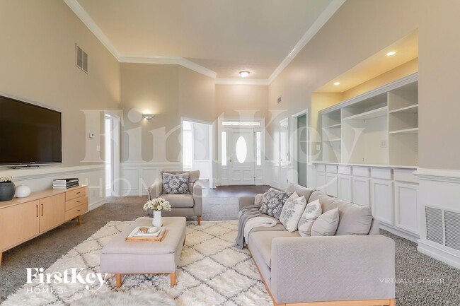 Photo - 715 Roland Manor Dr